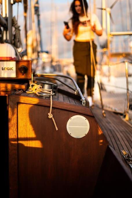 סן מיגל דה אבונה The Captains Locker - 30Ft Yacht מראה חיצוני תמונה