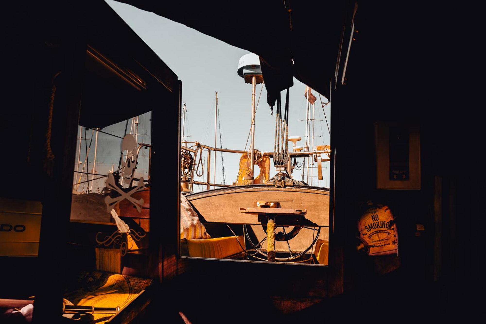 סן מיגל דה אבונה The Captains Locker - 30Ft Yacht מראה חיצוני תמונה